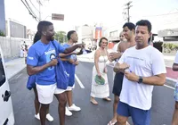 Grupo A TARDE monta ponto de hidratação na Festa de Iemanjá imagem