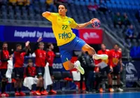 Brasil faz história, vence Espanha e avança no Mundial de handebol imagem