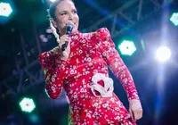 Ivete interrompe show na Paraíba após ser atingida por gás de pimenta imagem