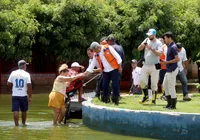 Jerônimo promete reparar estragos causados pela chuva em Bom Jesus da Lapa