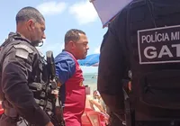 Líder de facção na Bahia é preso curtindo praia em João Pessoa