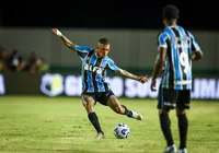 Lucas Esteves é criticado por torcedores do Grêmio após estreia imagem