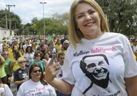 Lula devolve nacionalidade brasileira a ex-mulher de Bolsonaro imagem