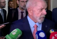 Lula diz que cena de Trump com Zelensky foi 'grotesca' imagem