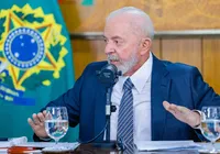 Lula mira em Trump e faz novas críticas: "Cadê a democracia?" imagem