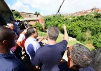Mais 500 áreas de risco de desabamento são protegidas em Salvador imagem