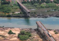 Marinha resgata mais um corpo e mortes chegam a 10 após queda de ponte