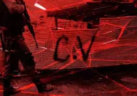 Tribunal do crime: jovem tem casa incendiada por ordem do CV imagem