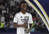 Melhor do mundo, Vinicius Jr. se aproxima de renovação com Real Madrid