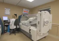 Menino morre após câmara hiperbárica onde ele estava explodir imagem