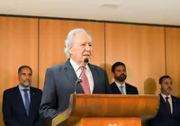 Ministro se pronuncia sobre abuso de direitos humanos em deportações imagem