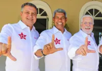 Governador prega cautela ao comentar sobre chapa 'puro-sangue' em 26 imagem