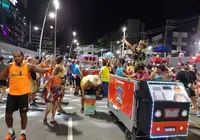 Nos passinhos orgânicos, minitrio leva música e aula de dança na Barra imagem
