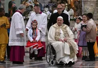 Papa celebra o Natal e inicia o Jubileu 2025, 'Ano Santo' em Roma