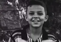 Polícia busca motociclista que atropelou pai e filho na Bahia imagem
