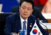 Presidente afastado da Coreia do Sul é solto após decisão da Justiça imagem