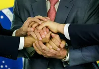 Presidente dividir poder com primeiro-ministro? Câmara analisa PEC imagem