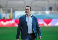 Presidente do Fortaleza desabafa após derrota para o Vitória imagem