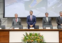 Procuradora-geral da União e secretário-geral de Consultoria tomam posse na AGU imagem