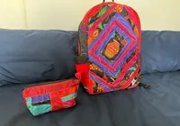 Projeto transforma abadás do Carnaval em mochilas escolares imagem