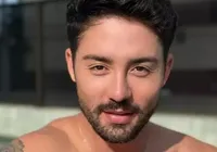 Rico Melquíades faz 11ª cirurgia plástica e mostra pós-operatório imagem