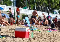 Após polêmica na Barra, Semop pede equilíbrio entre praias livres e ambulantes