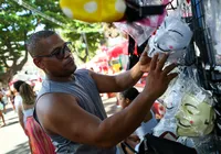 Tendências para o Carnaval? Veja adereços e fantasias da moda