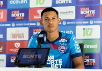 Tiago revela alerta para atuar no Adauto Moraes: "Não é nem gramado" imagem
