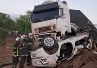 Ultrapassagem indevida causou acidente com seis mortes na Bahia imagem