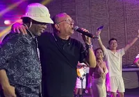 VÍDEO: Galvão Bueno e Ronaldinho dançam É o Tchan com Rafa Moreira imagem