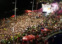 Veja os looks mais usados na sexta-feira de Carnaval imagem