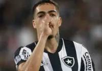 Vitória anuncia lateral-esquerdo Hugo, ex-Botafogo