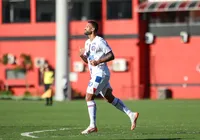 Willian José celebra gol e mira a Libertadores: "Em busca do triunfo"