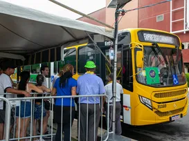 Expresso Salvador transportou 120 mil foliões no Carnaval 2025 - Imagem