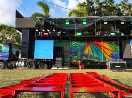 Gigantes da folia: veja como são trios de Ivete e Daniela por dentro - Imagem