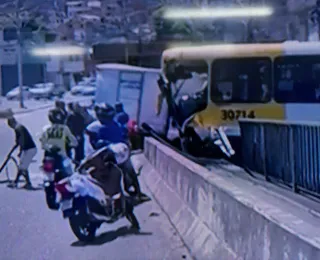 Acidente com ônibus desgovernado deixa feridos e trânsito lento no Retiro