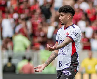 Após interesse do Athletico-PR, rival acerta contratação de volante do Vitória