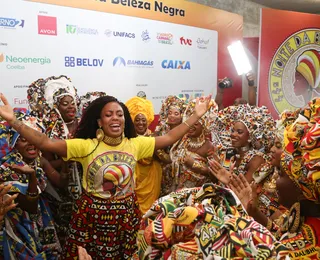 Atual Deusa do Ébano chora com candidatas: "15 rainhas para uma Deusa"