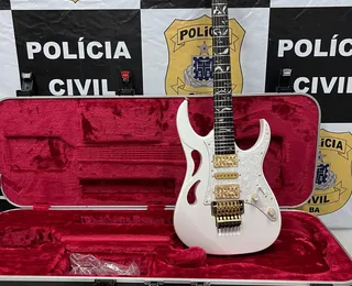 Avaliada em R$ 50 mil, guitarra furtada há seis meses é recuperada