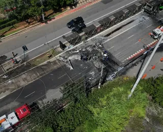 Avião de pequeno porte cai em área de vegetação e mata 2 pessoas