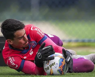 Bahia define goleiro titular para início do Baianão 2025