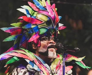 Brown afirma que há espaço para religião no Carnaval: “Sacralizado”