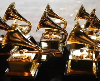 Cerimônia pré-Grammy arrecada milhões para vítimas de incêndios em LA