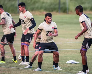 Com jovem da base, Vitória relaciona 23 para enfrentar o Colo-Colo