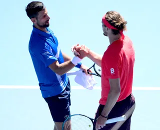 Djokovic desiste e Zverev vai enfrentar Sinner em final na Austrália