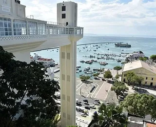 Elevador Lacerda ganha previsão de entrega após reforma