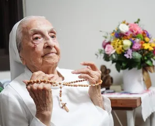 Freira brasileira se torna a pessoa mais velha do mundo; saiba idade