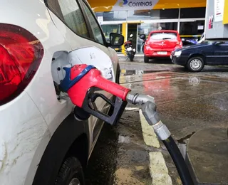 Gasolina e gás de cozinha sofrem reajuste na Bahia