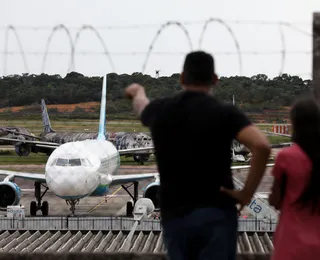 Governo diz trabalhar com EUA para dar 'dignidade' a deportados