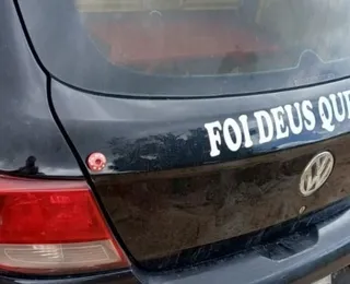 Homem é preso com carro roubado com frase: "Foi Deus que me deu"